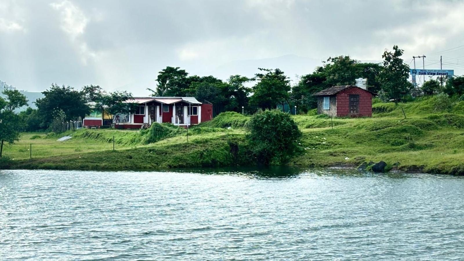 Hotel Mauli Agro Farm Dam View Resort Satara Buitenkant foto